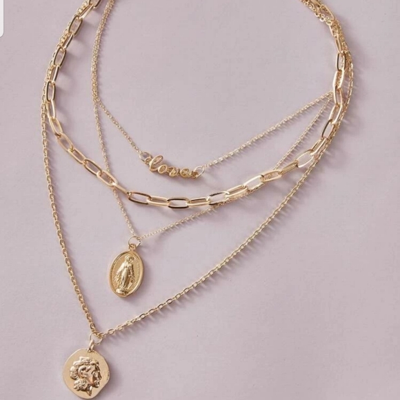 *Lourdes* Chain Layered Necklace - Picture 4 of 4